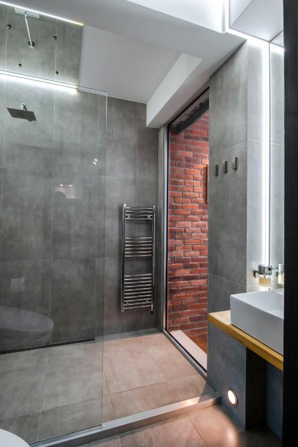 Апартаменты Cinematique - Designer 1Bd On Solunska София Экстерьер фото